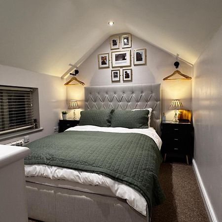 The Tower, 1 Bed 1850'S Tiny House Villa Maldon Luaran gambar