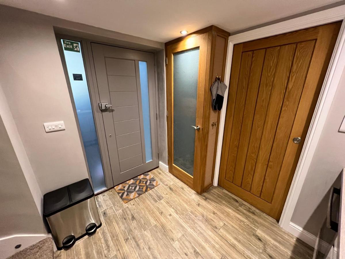 The Tower, 1 Bed 1850'S Tiny House Villa Maldon Luaran gambar