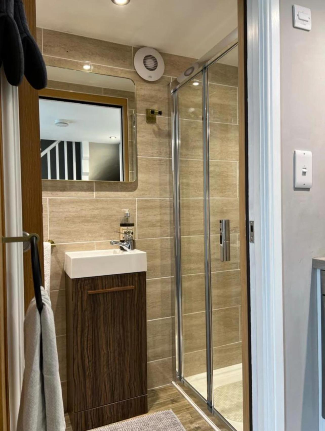 The Tower, 1 Bed 1850'S Tiny House Villa Maldon Luaran gambar